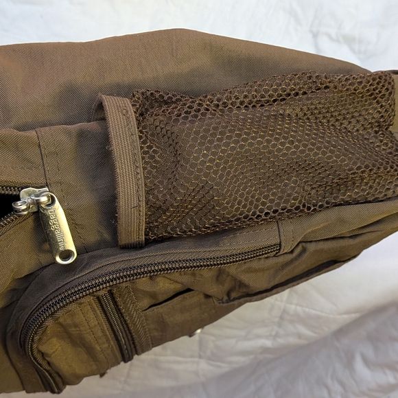 Baggallini Brown Crossbody Bag - Picture 5 of 10